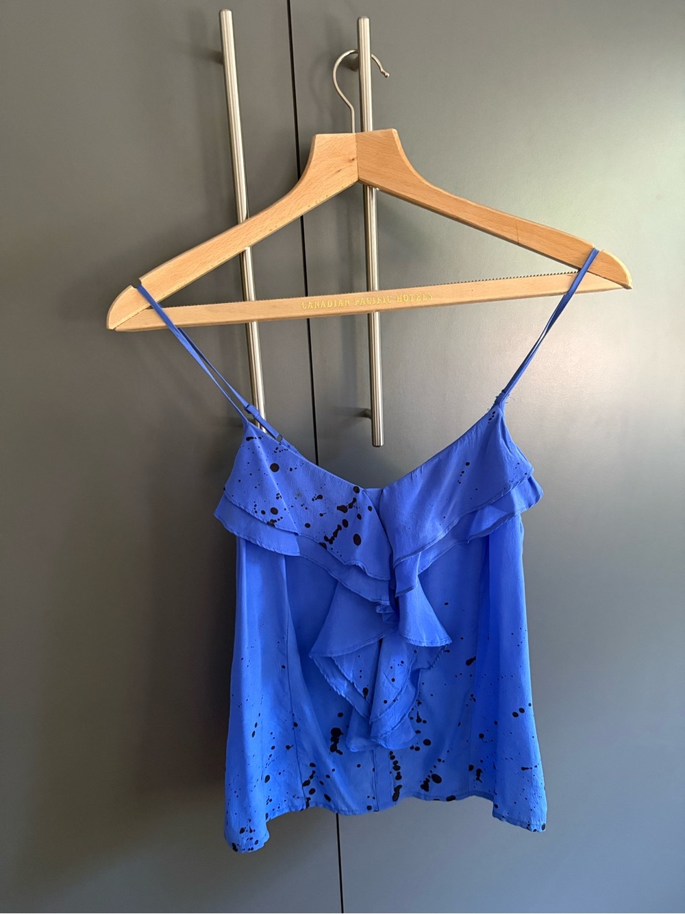 Silence and Noise Spaghetti Strap Ruffle Cami Top - Blue Size Small